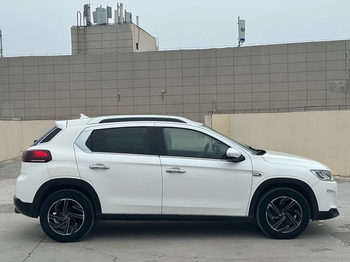 雪鐵龍 C3-XR  2015款 1.6L 手動(dòng)先鋒型圖片