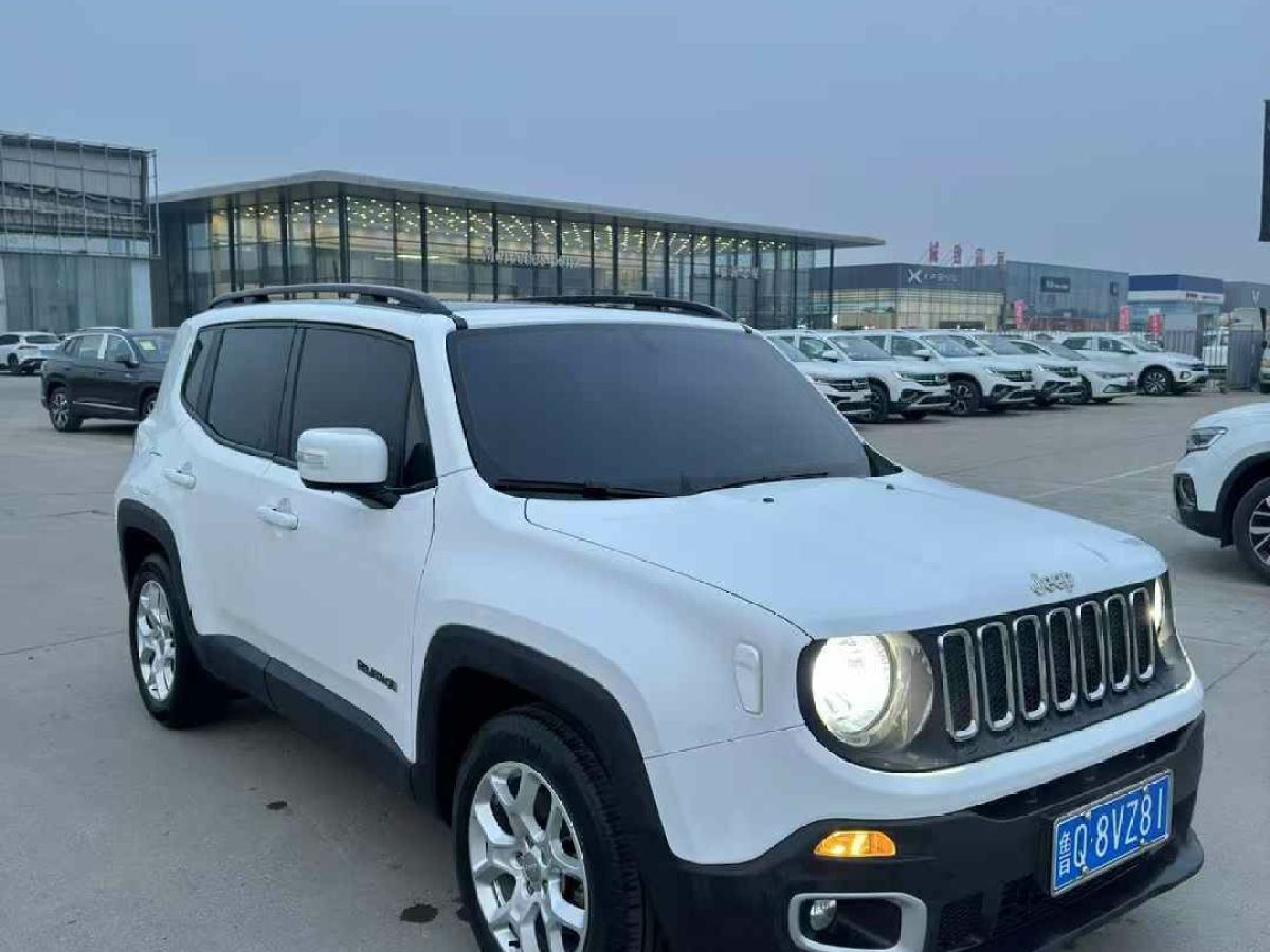 Jeep 自由俠  2019款 220T 自動夜鷹版圖片