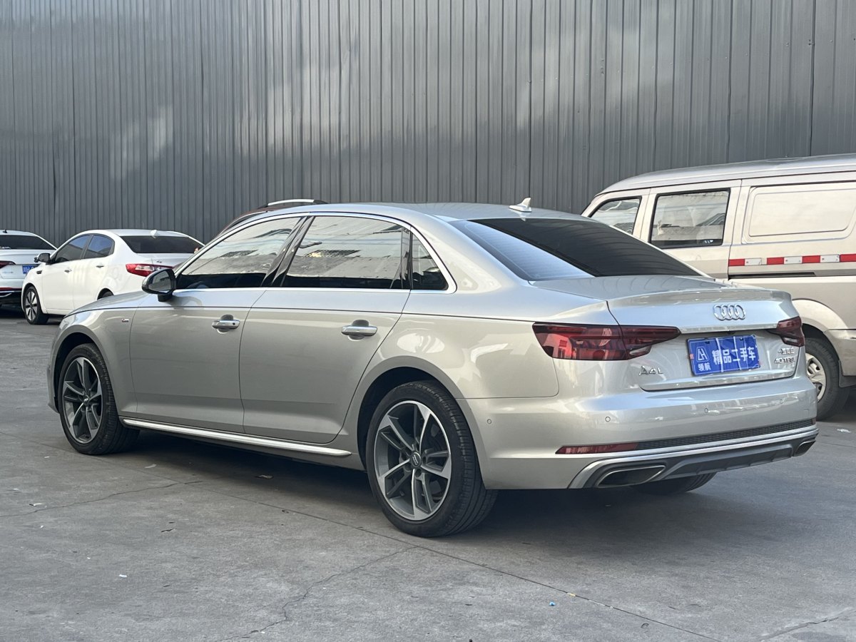 奥迪 奥迪A4L  2019款 40 TFSI 时尚型 国V图片