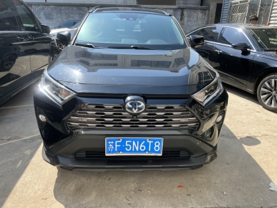 豐田 RAV4榮放 雙擎  2.5L CVT四驅(qū)旗艦版圖片