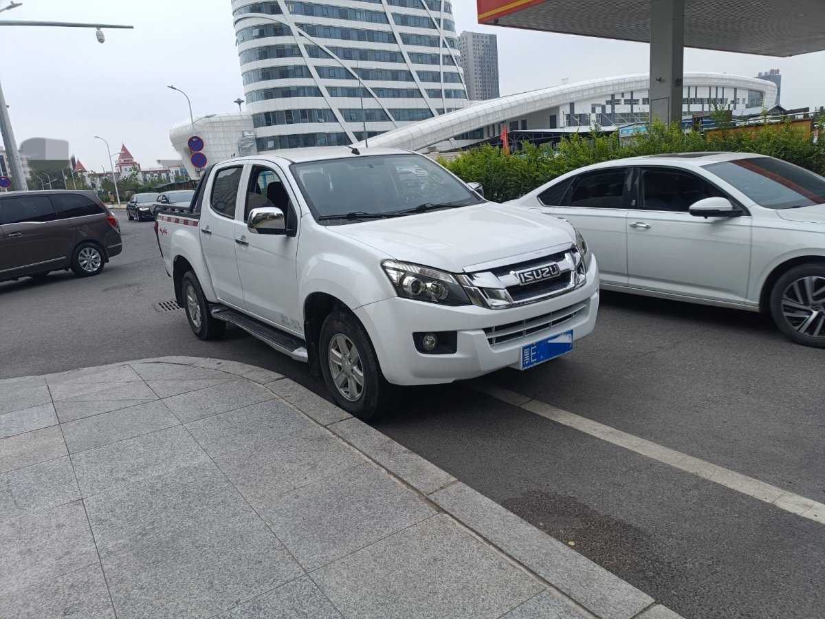 五十鈴 D-MAX  2015款 2.5T四驅(qū)手動(dòng)基本型4JK1圖片