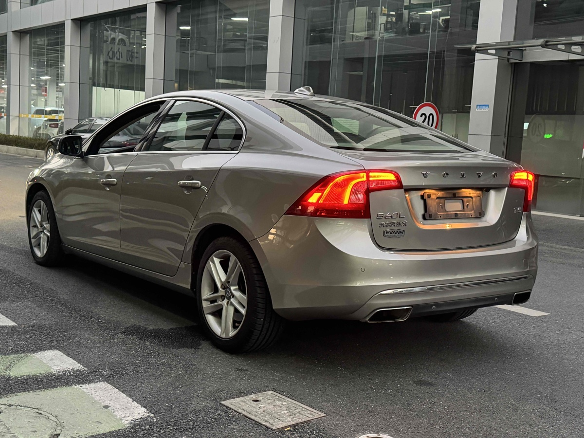 沃爾沃 S60  2014款 S60L 2.0T T5 智馭版圖片