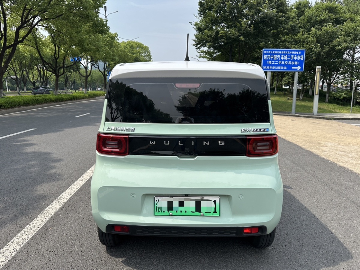 五菱 宏光MINIEV  2021款 馬卡龍夾心款 170km 磷酸鐵鋰圖片
