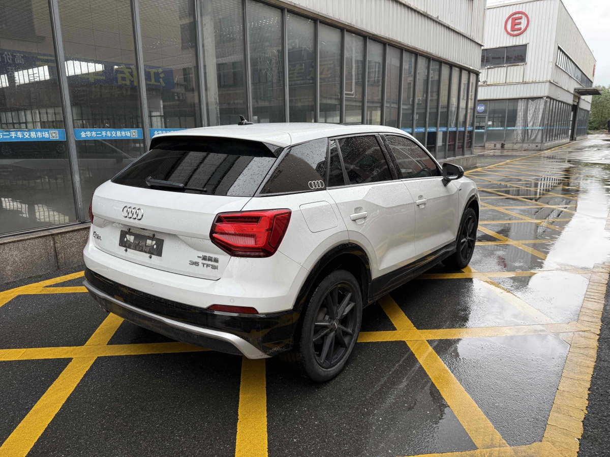 奧迪 奧迪Q2L  2024款 35TFSI 時尚致雅型圖片