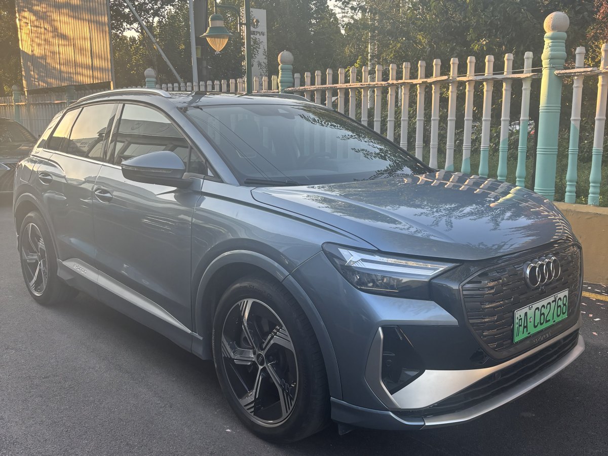 2023年2月奧迪 奧迪Q4 e-tron  2023款 50 e-tron quattro 創(chuàng)境版