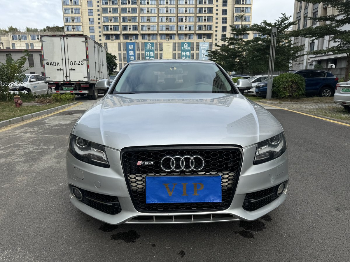 奧迪 奧迪A4L  2009款 2.0 TFSI 標(biāo)準(zhǔn)型圖片