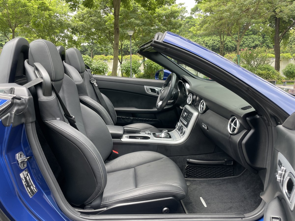 2019年5月奔驰 奔驰SLC级  2018款 SLC 260 动感型