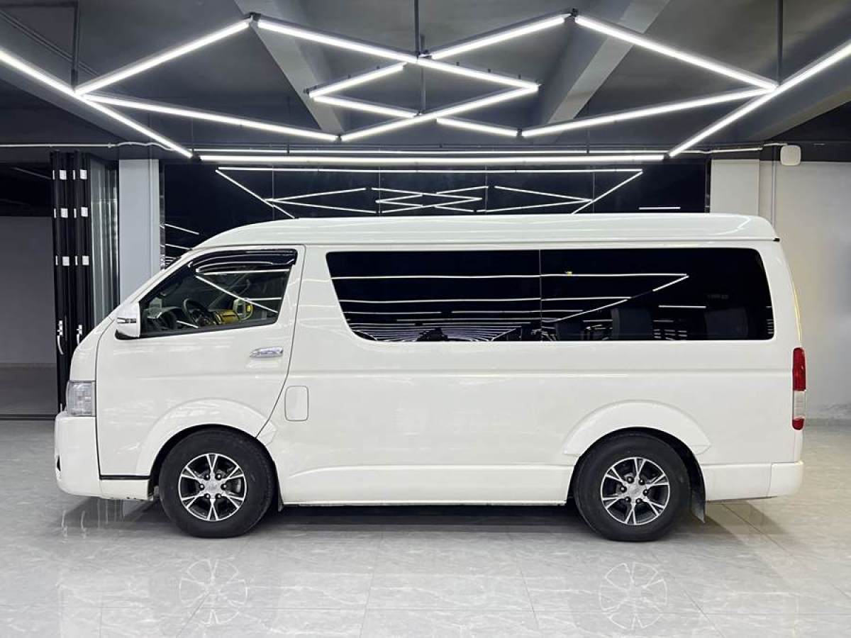 豐田 HIACE  2011款 2.7L手動標準版10座圖片