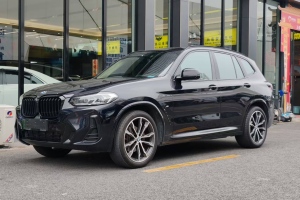 寶馬X3 寶馬 xDrive30i 領(lǐng)先型 M曜夜套裝