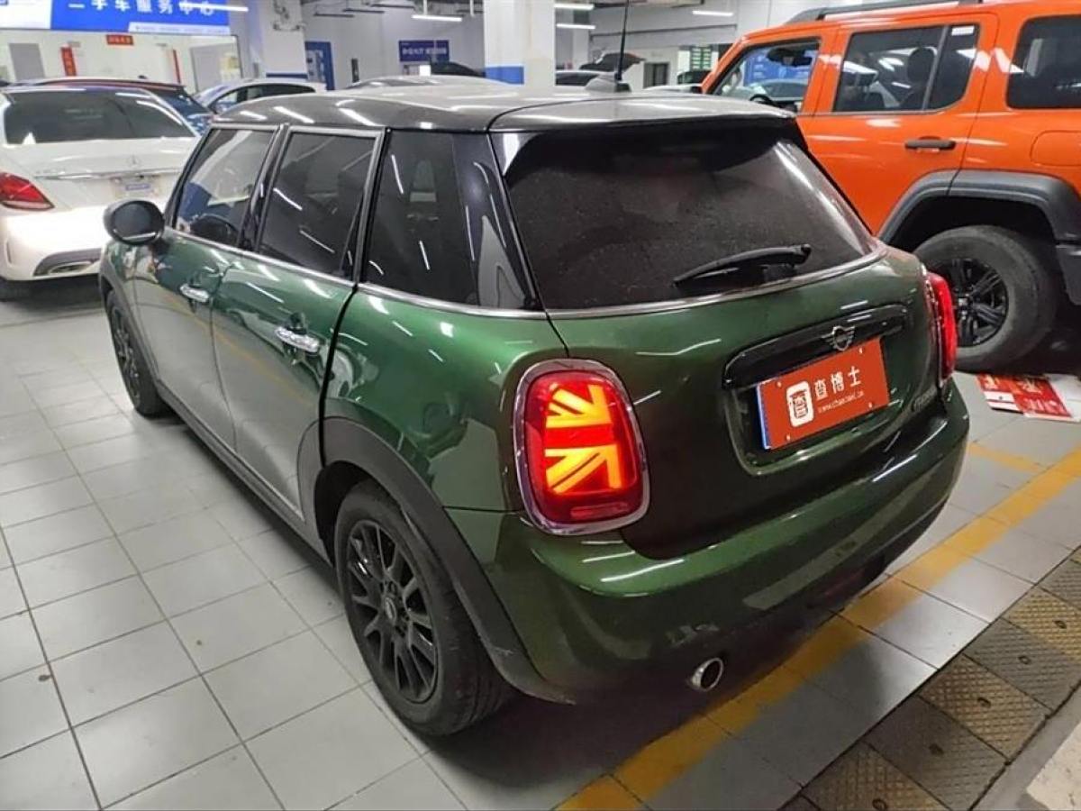 MINI MINI  2021款 1.5T COOPER 經(jīng)典派 五門版圖片