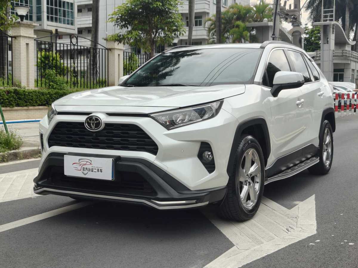 2021年8月豐田 RAV4  2018款 榮放 2.0L CVT兩驅(qū)風(fēng)尚版