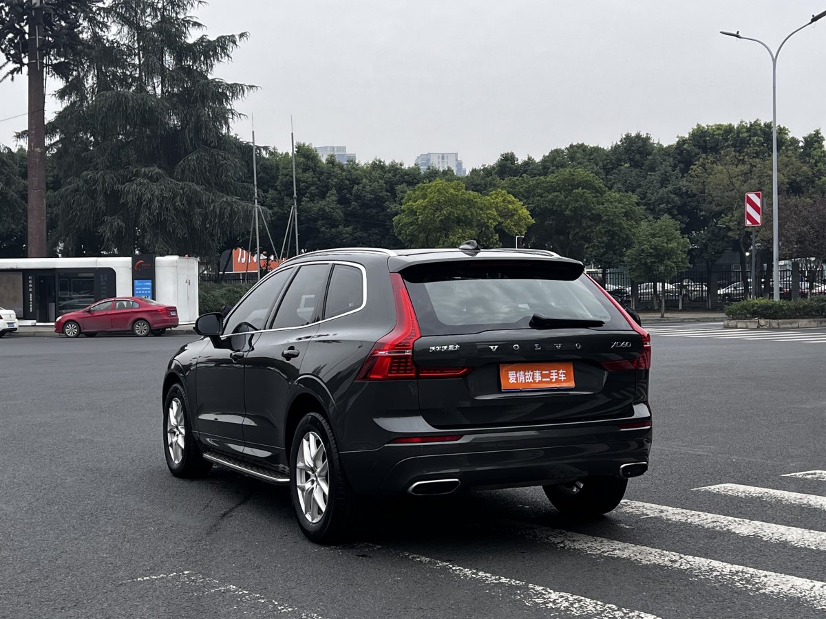 沃爾沃 XC60  2018款 T5 四驅(qū)智逸版圖片