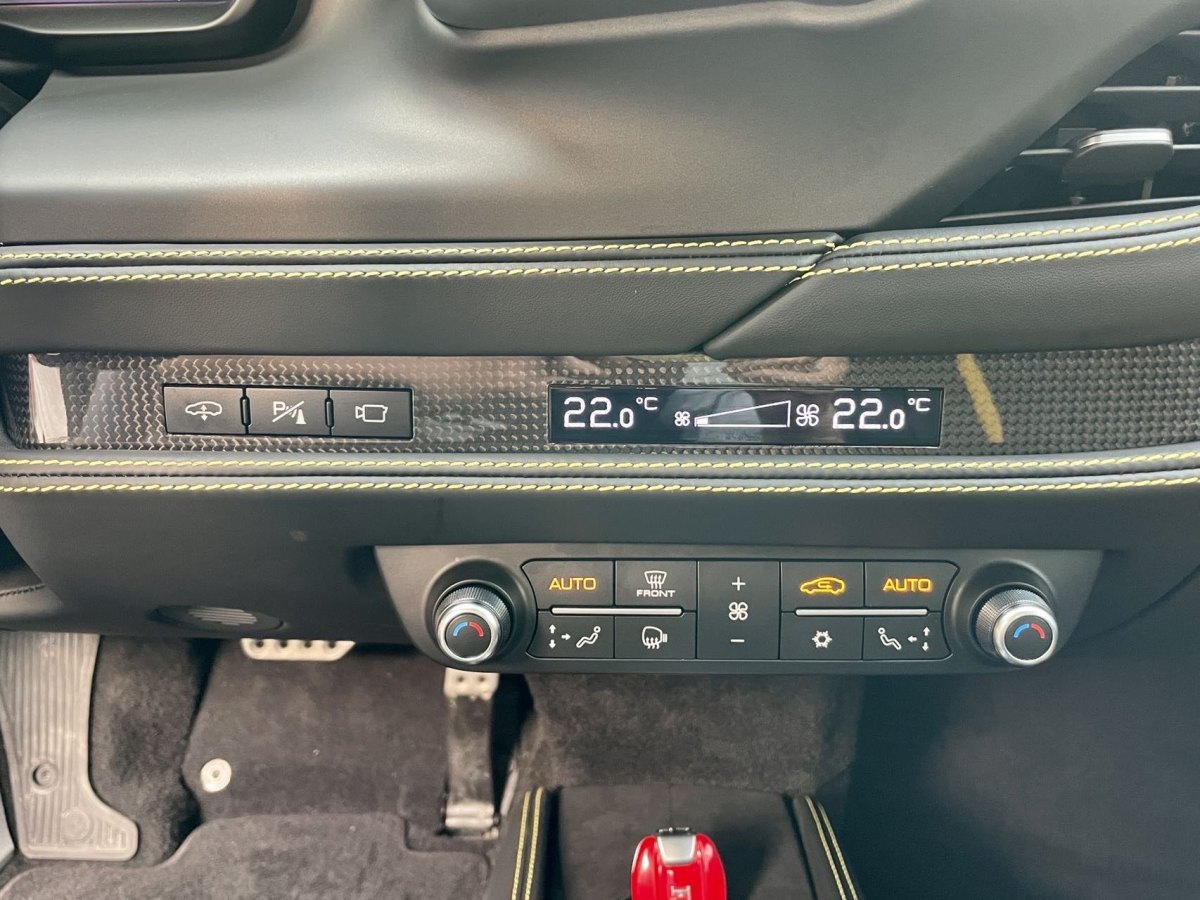 2022年3月法拉利 F8 Tributo  2019款  3.9T V8