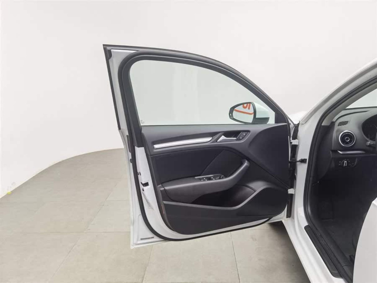 奧迪 奧迪A3  2014款 Sportback 35 TFSI 自動時尚型圖片