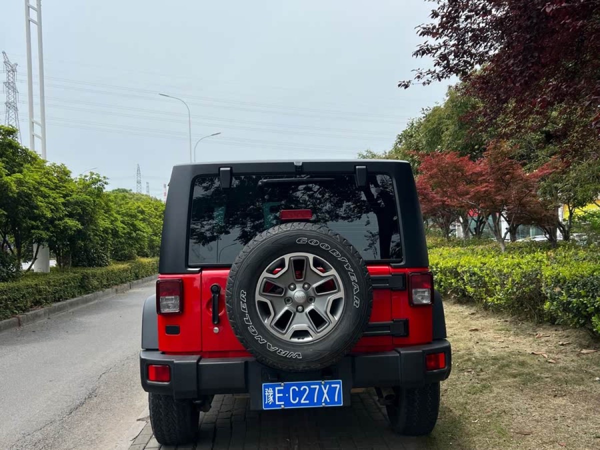 Jeep 牧馬人  2015款 3.6L Rubicon 兩門版圖片