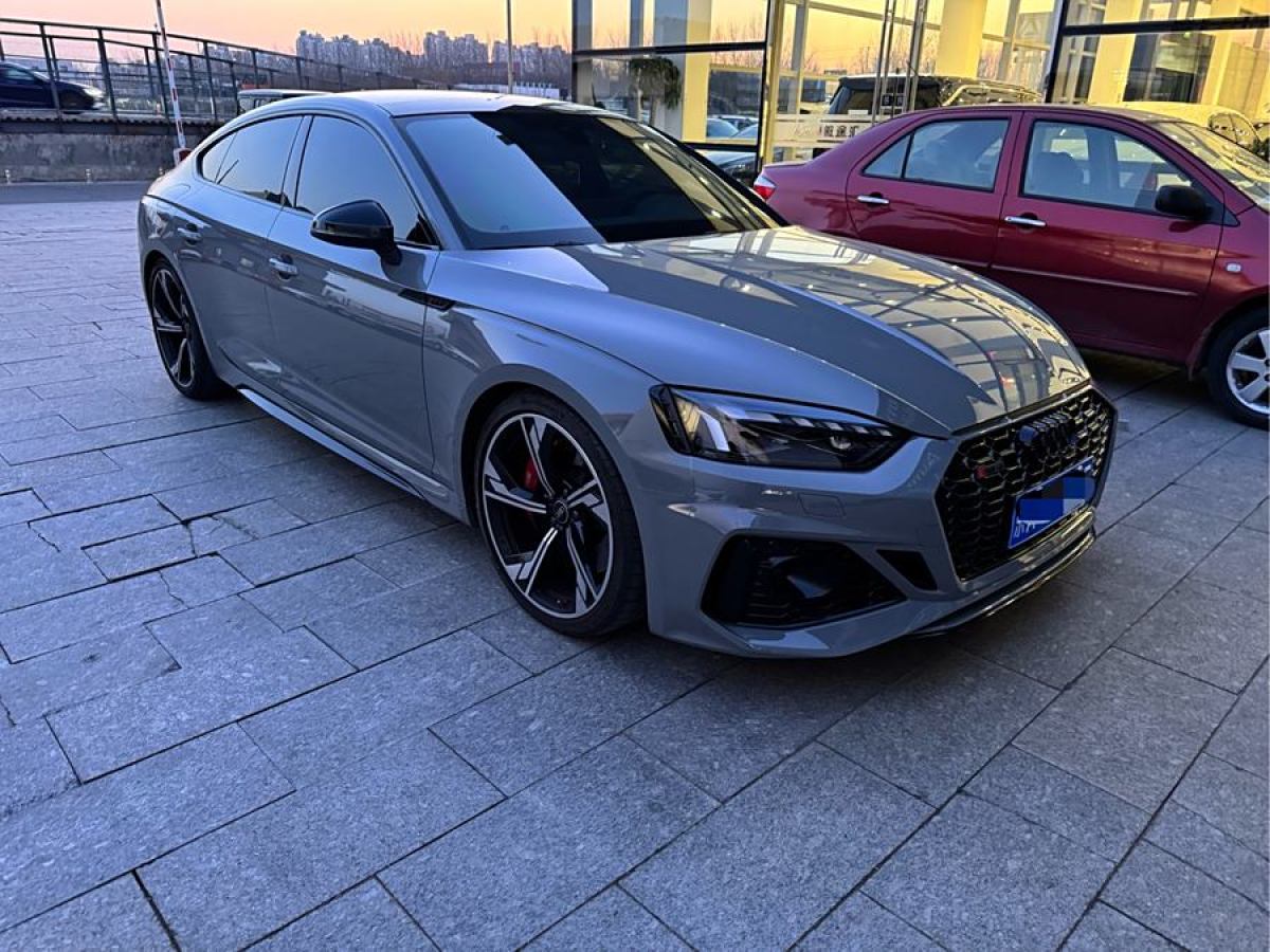 奧迪 奧迪RS 5  2021款 RS5 Sportback 黑曜版圖片