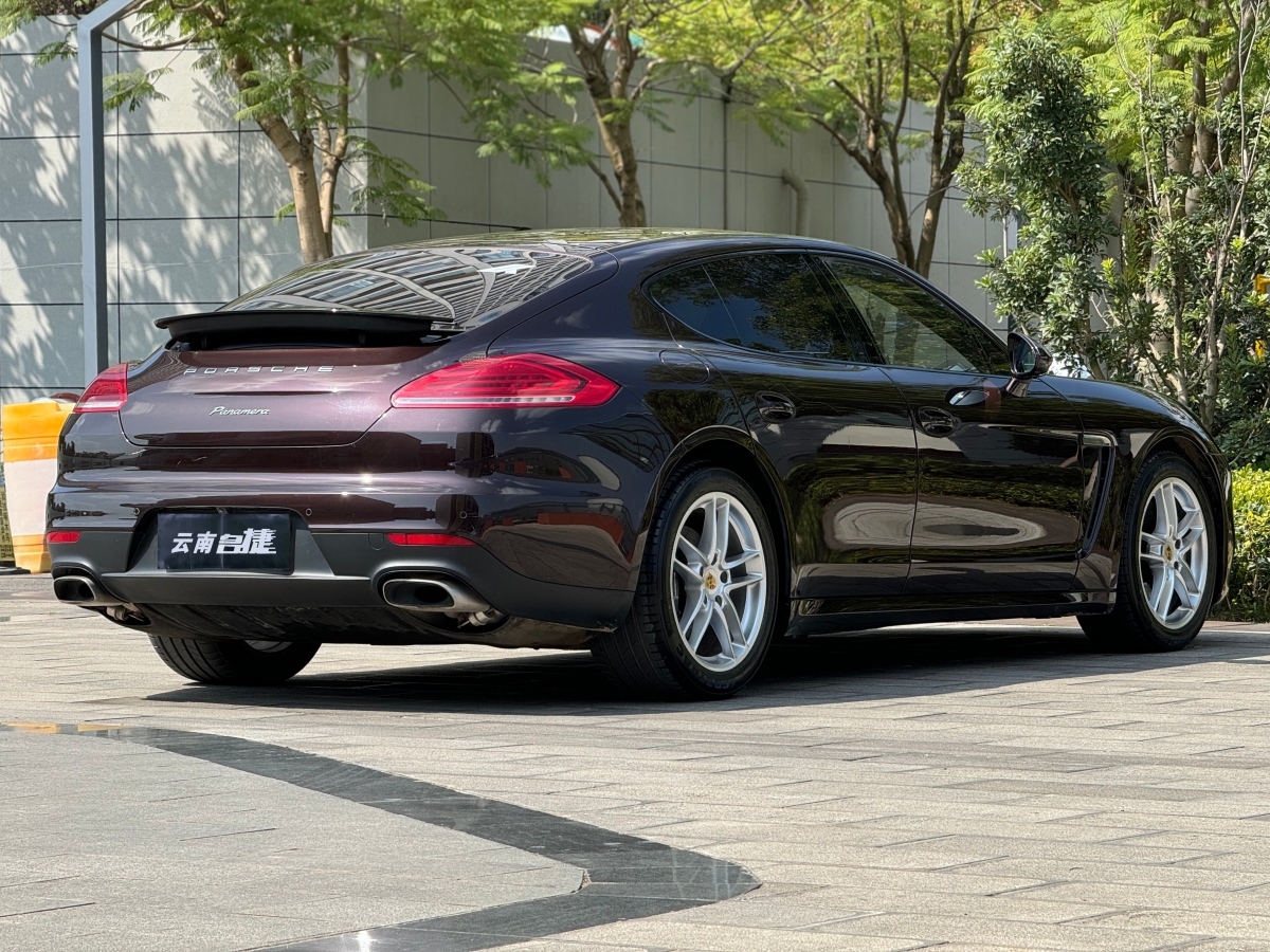 2016年5月保時(shí)捷 Panamera  2016款 Panamera Edition 3.0T