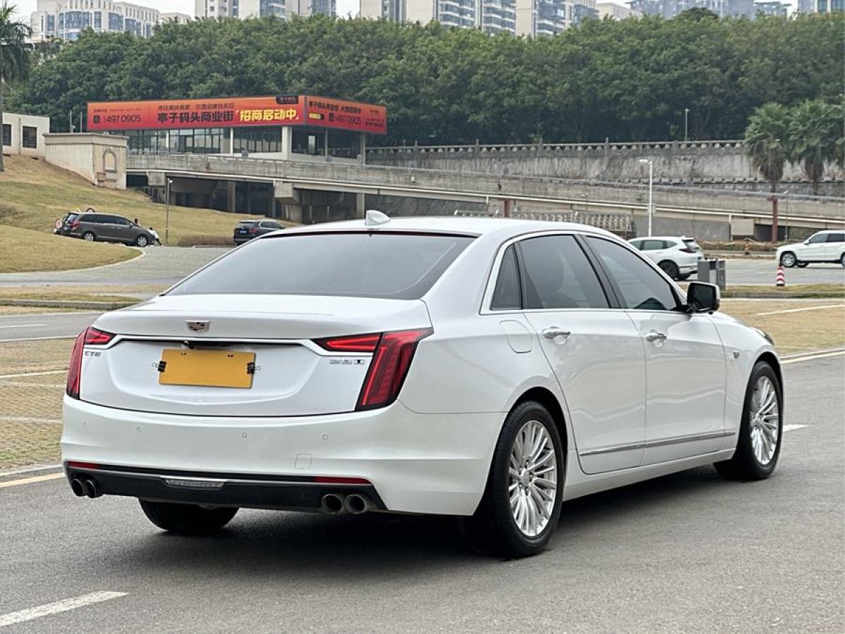 凱迪拉克 CT6  2019款 28T 時(shí)尚型圖片