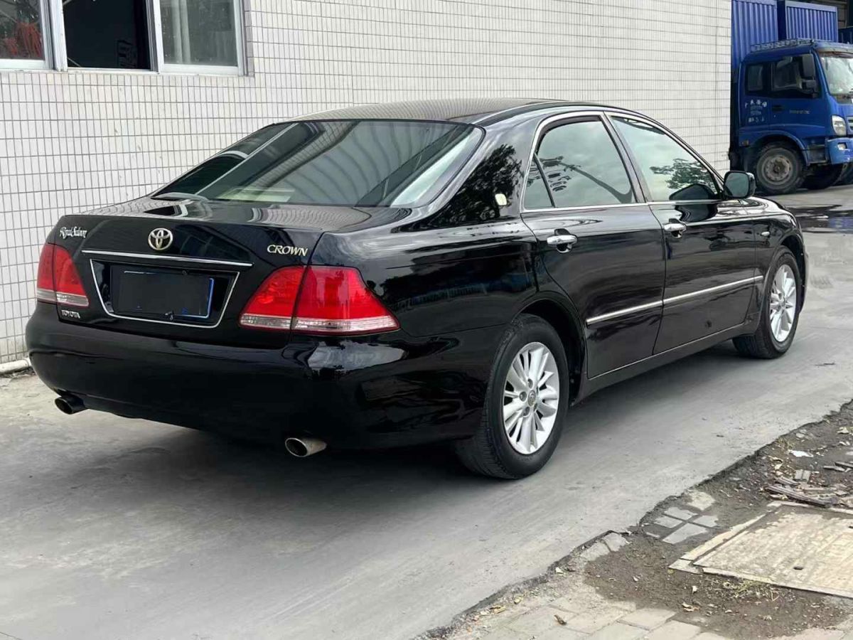 豐田 皇冠  2007款 2.5L Royal 導(dǎo)航版圖片