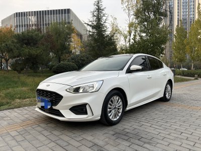 2020年12月 福特 福克斯 三厢 EcoBoost 180 自动锋潮型图片