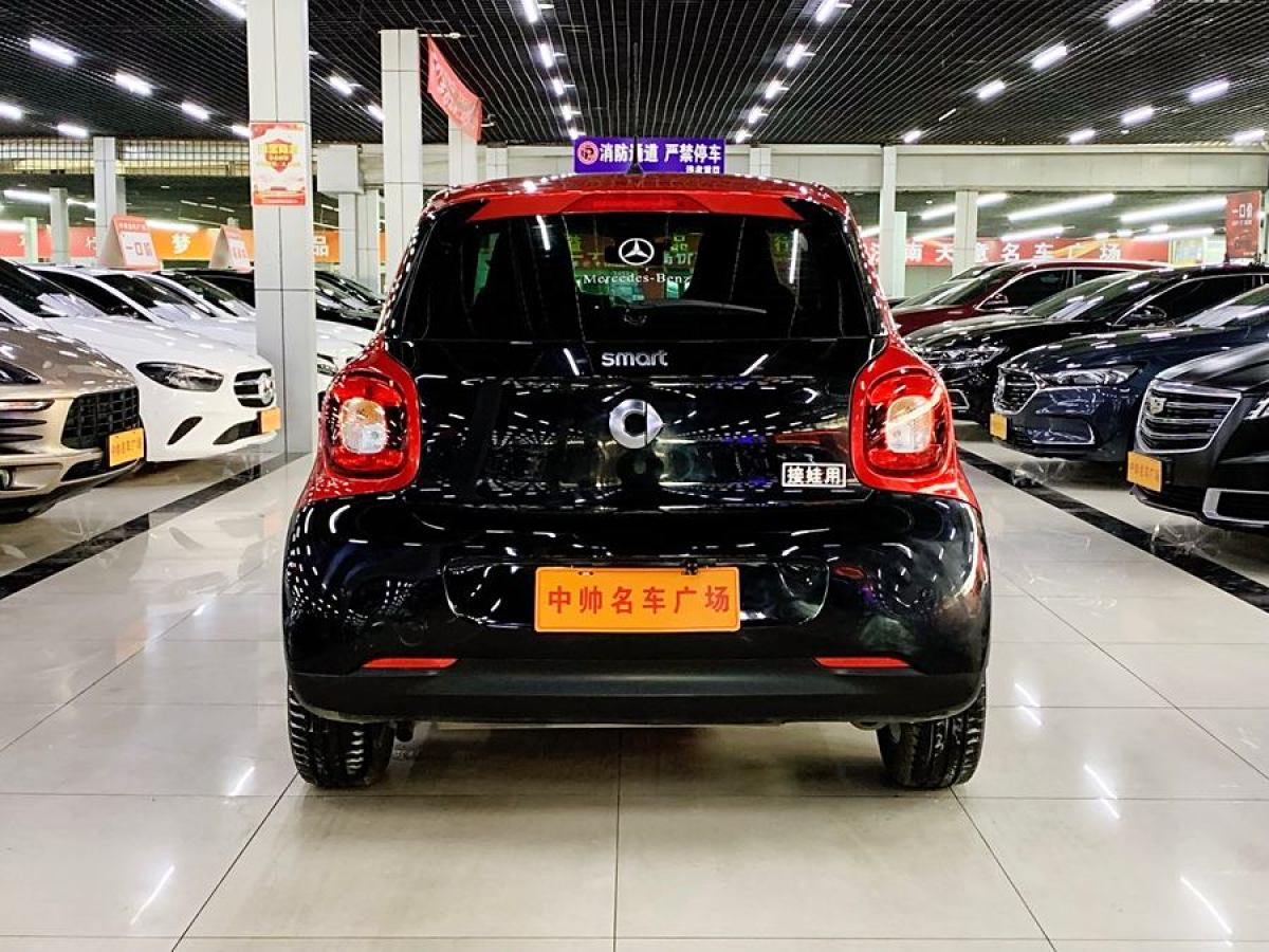 smart forfour  2018款 1.0L 52千瓦靈動版圖片