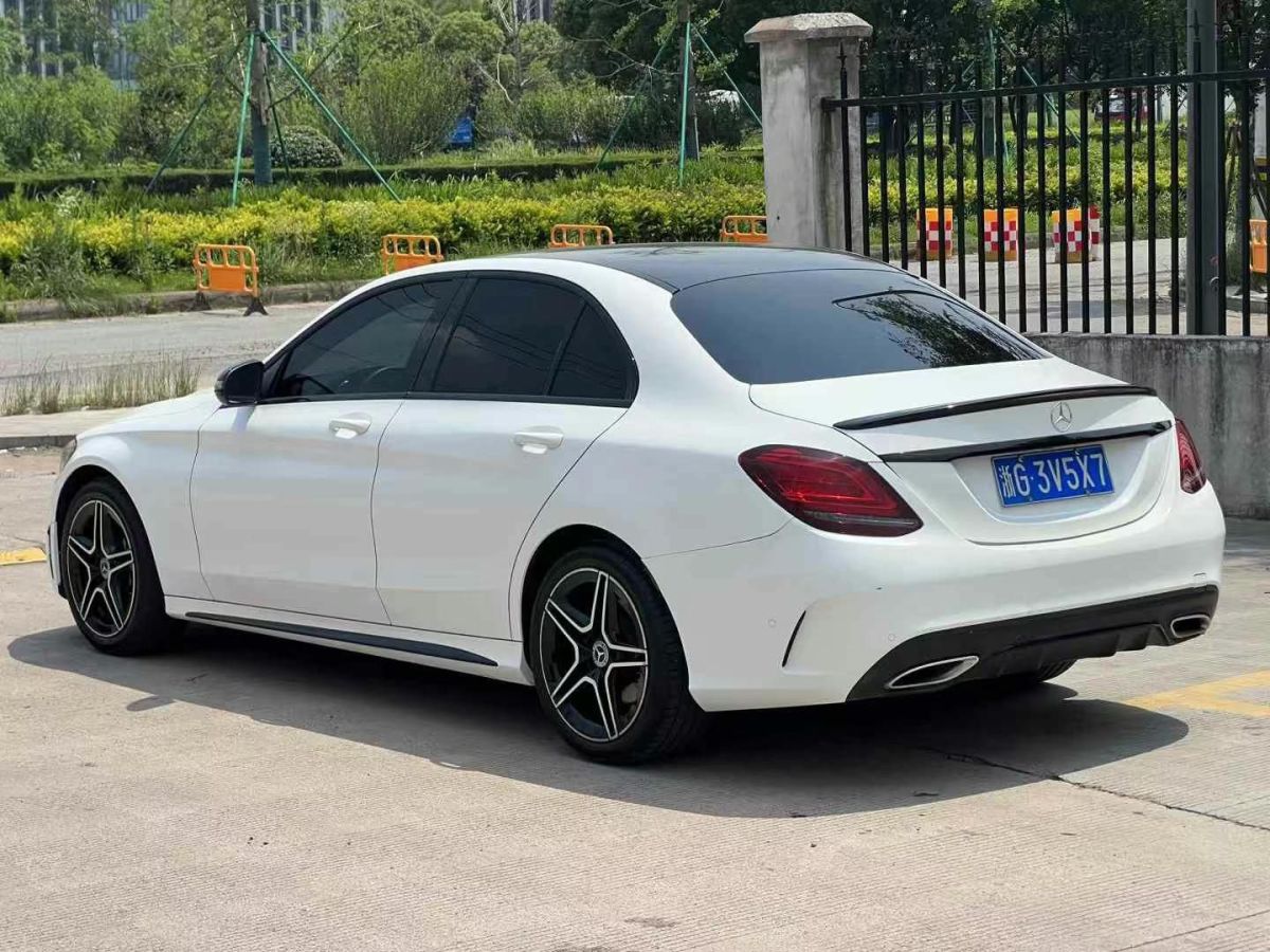 奔馳 奔馳C級(jí)  2021款 C 300 L 運(yùn)動(dòng)版圖片