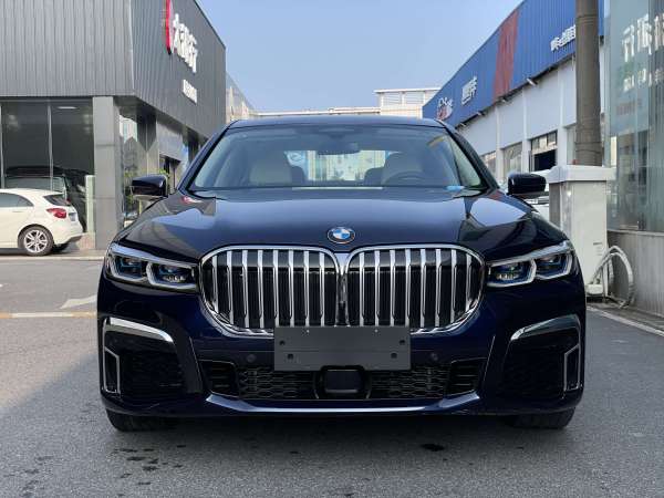 宝马 宝马7系  2022款 740Li xDrive 行政型 M运动套装