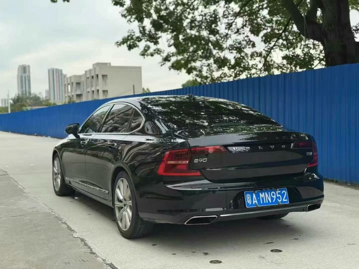 沃爾沃 S90  2017款 T4 智遠(yuǎn)版圖片