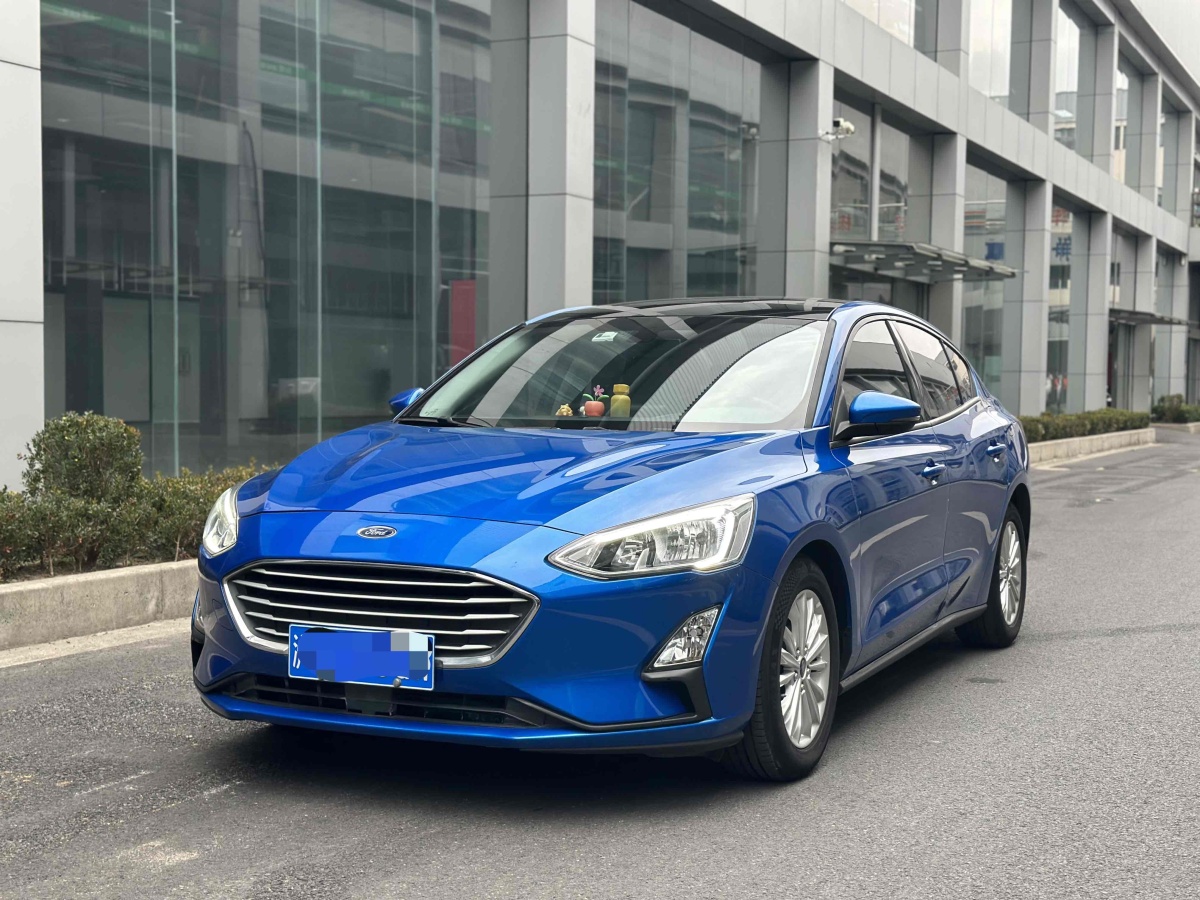 福特 ?？怂? 2019款 三廂 EcoBoost 180 自動(dòng)鋒潮型圖片