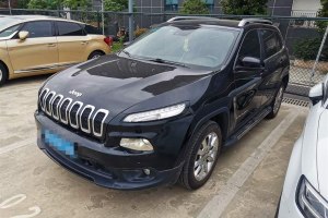 自由光 Jeep 2.4L 豪華版