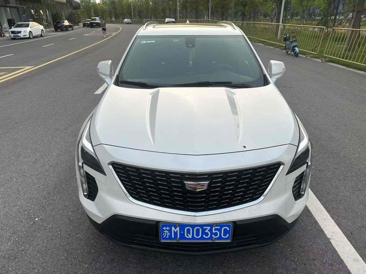 凱迪拉克 XT4  2022款 28T 兩驅(qū)風(fēng)尚型圖片