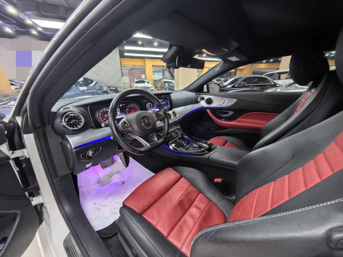奔馳 奔馳E級  2017款 E 200 4MATIC 轎跑車圖片