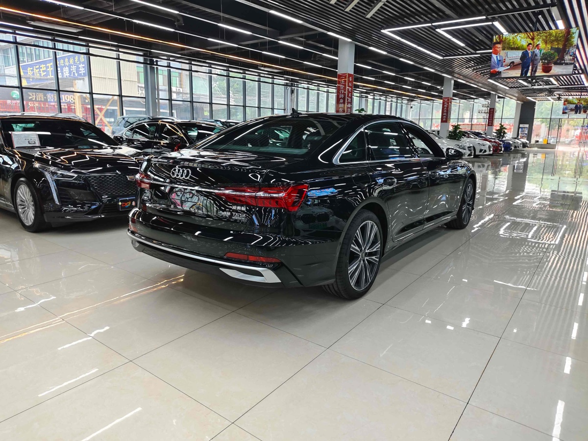 奧迪 奧迪A6L  2024款 45 TFSI quattro 臻選動(dòng)感型圖片