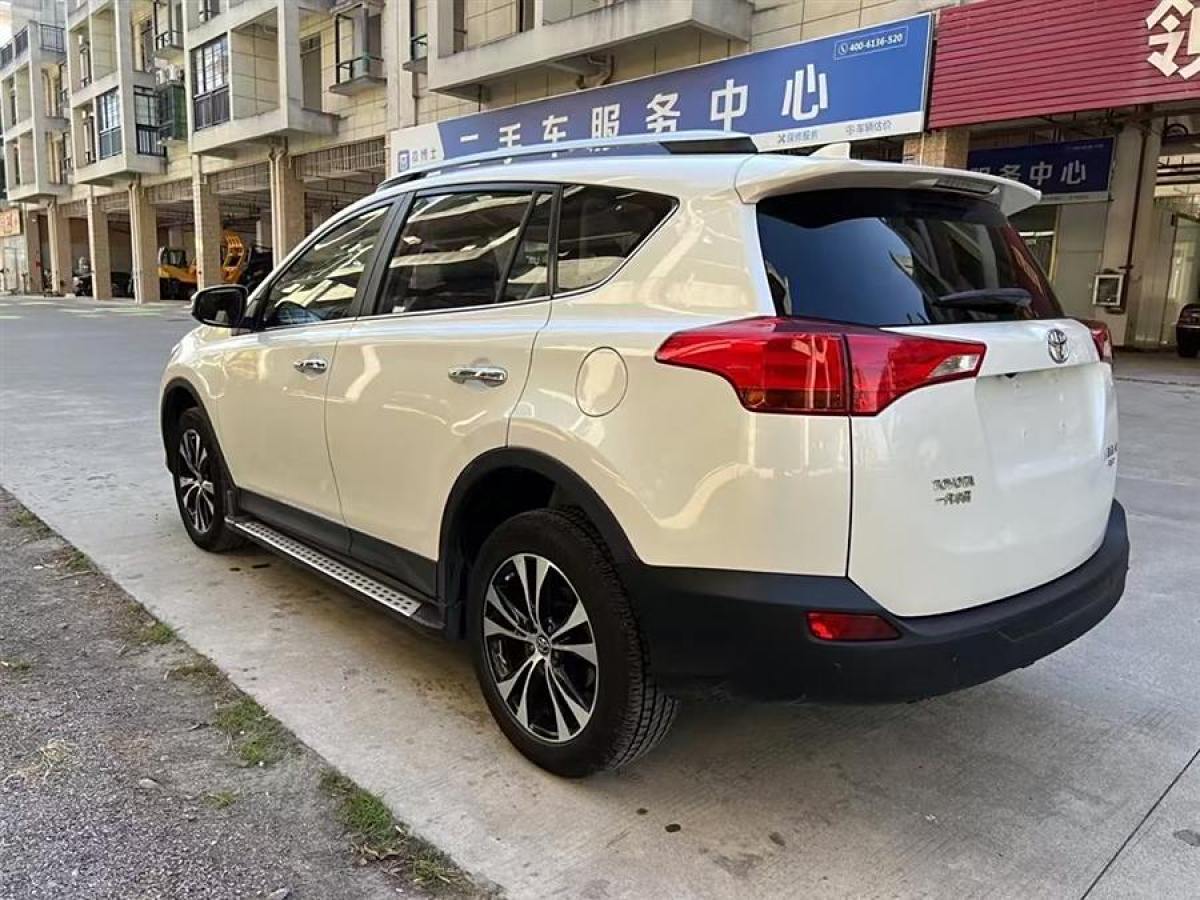 豐田 RAV4榮放  2015款 2.5L 自動四驅(qū)精英版圖片