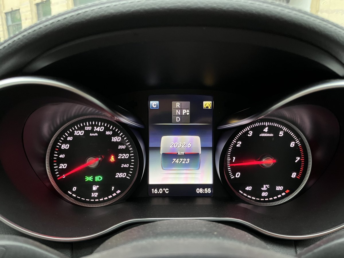 2017年3月奔驰 奔驰C级  2015款 改款 C 200 L 运动型