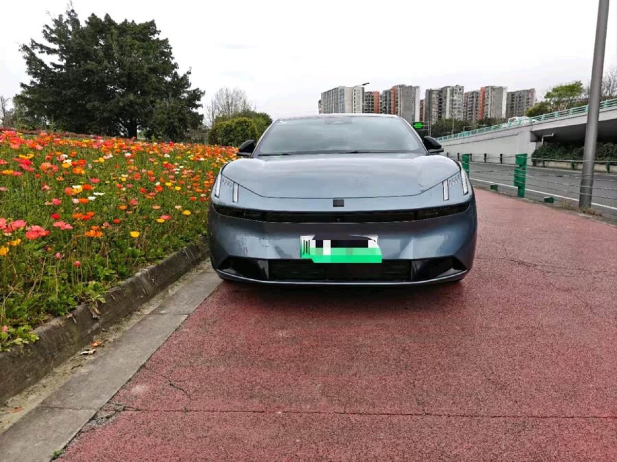 領(lǐng)克 領(lǐng)克Z10  2025款 95kWh 766km后驅(qū)Max圖片