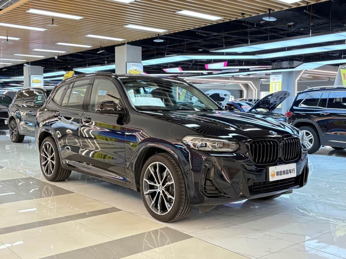 寶馬 寶馬X3  2023款 xDrive30i 領(lǐng)先型 M曜夜套裝圖片