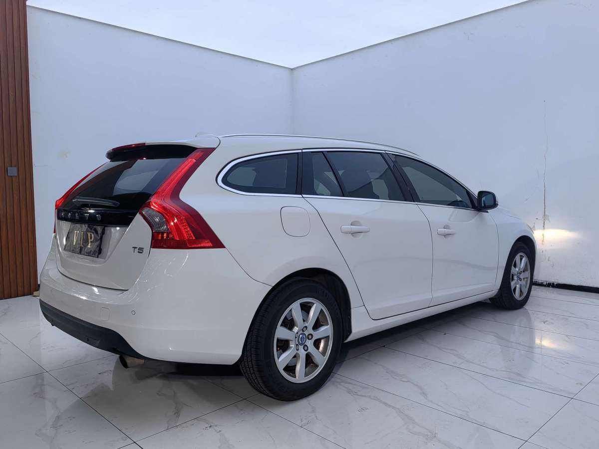 沃爾沃 V60  2013款 T5 智尚版圖片