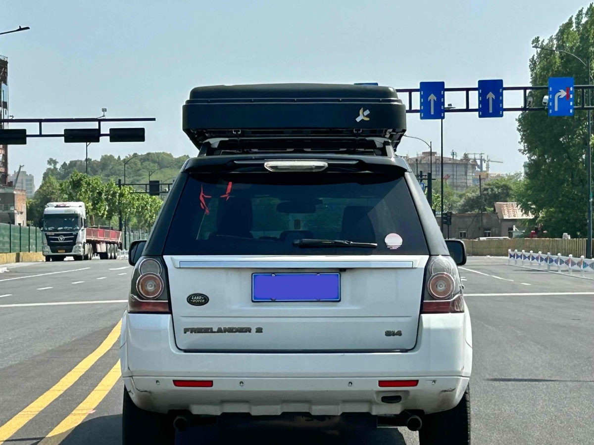 路虎 神行者2  2013款 2.0T Si4 SE汽油版圖片