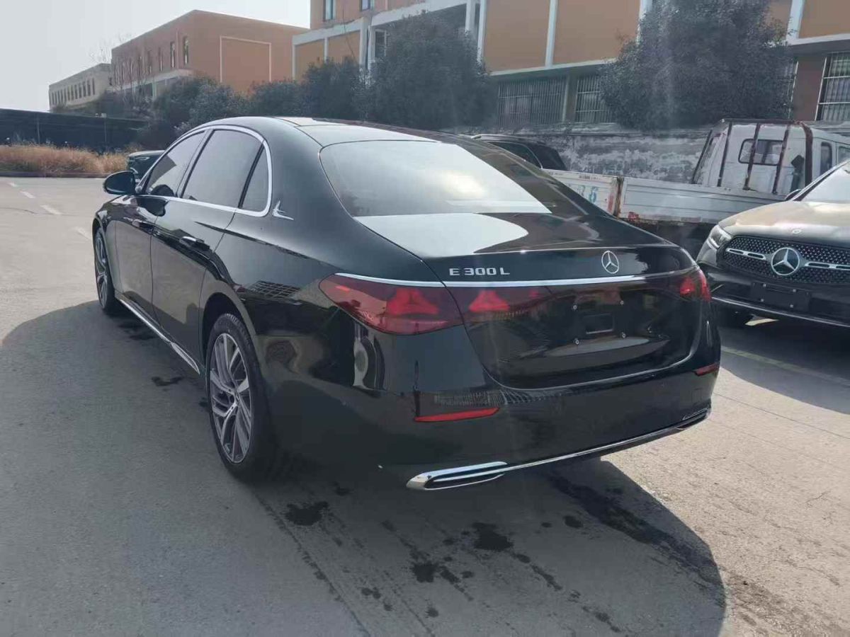 奔馳 奔馳E級  2024款 E 260 L圖片