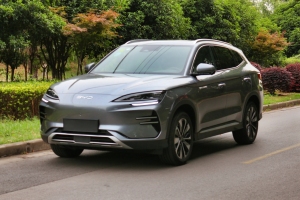 宋PLUS新能源 比亞迪 榮耀版 EV 520km 旗艦型