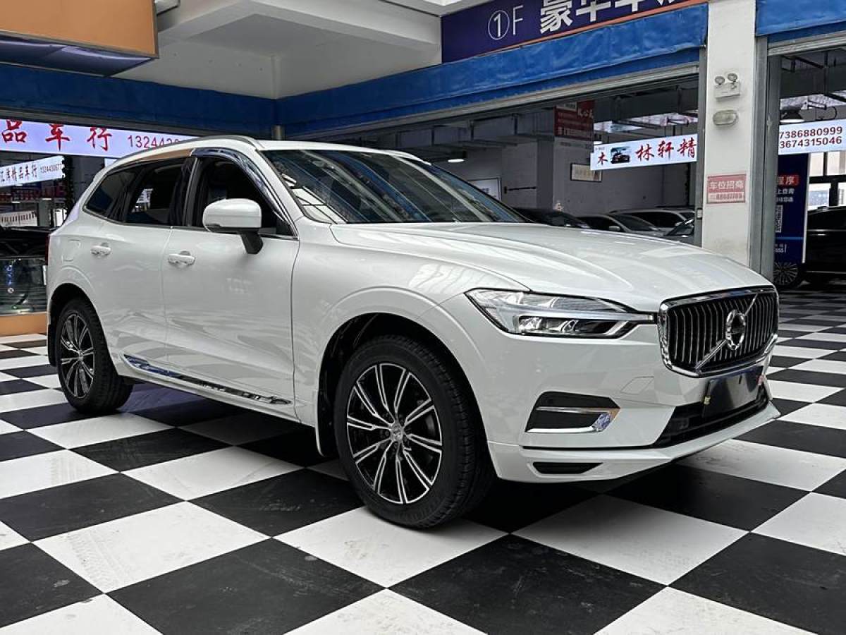 沃爾沃 XC60  2020款 T5 四驅(qū)智遠(yuǎn)豪華版圖片