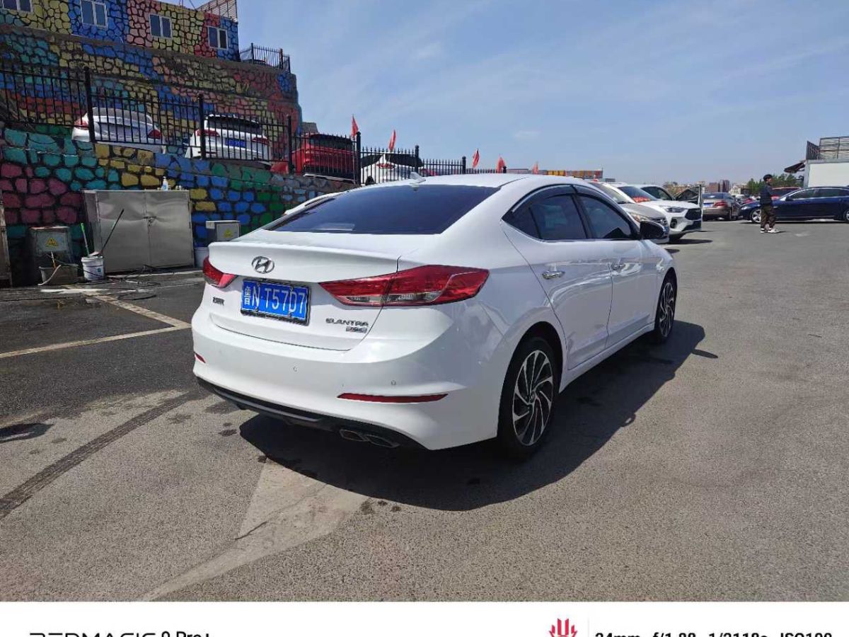 現(xiàn)代 領(lǐng)動(dòng)  2020款 1.4T 雙離合炫動(dòng)?旗艦型圖片