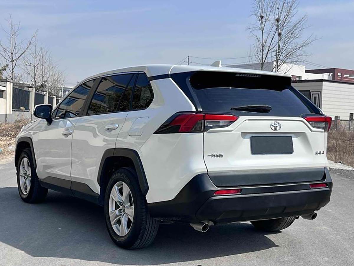 豐田 RAV4榮放  2020款 2.0L CVT兩驅(qū)都市版圖片