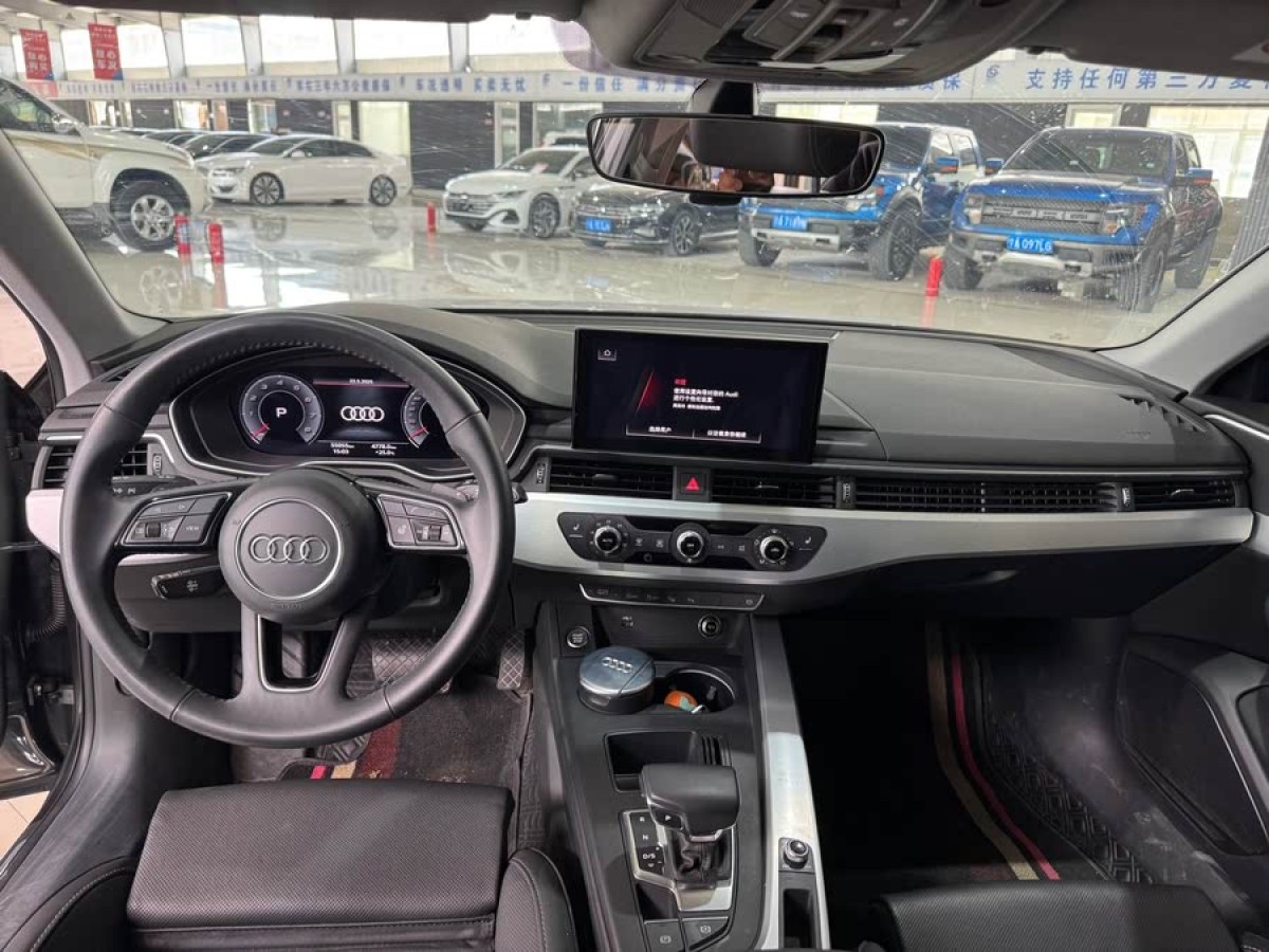 奧迪 奧迪A4L  2022款 40 TFSI 時尚動感型圖片
