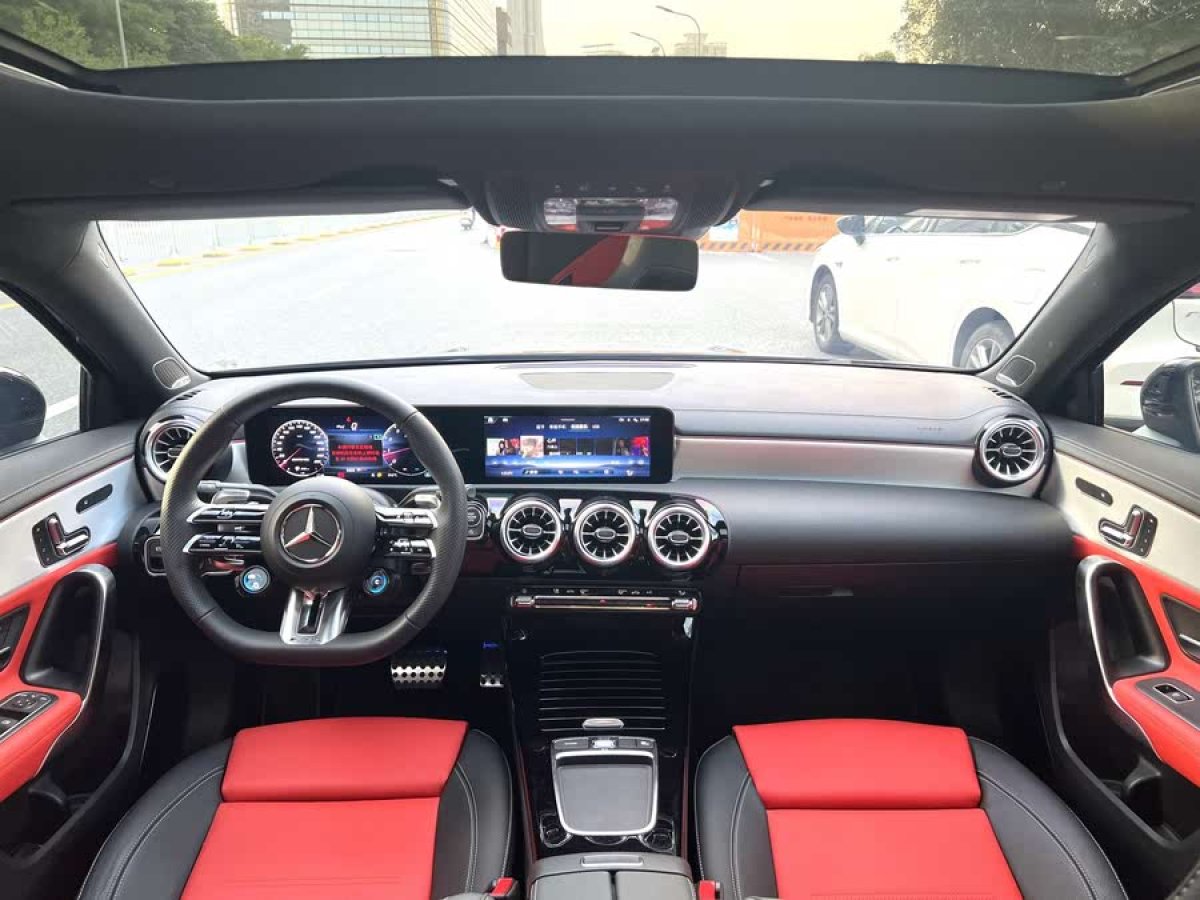 奔馳 奔馳A級(jí)AMG  2024款 改款 AMG A 35 4MATIC圖片
