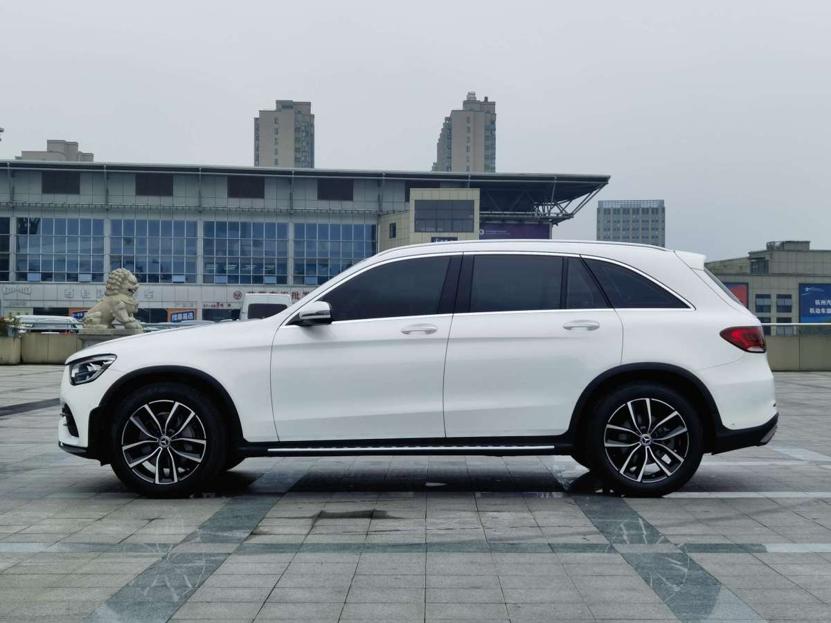 2021年06月奔馳 奔馳GLC  2021款 GLC 300 L 4MATIC 動感型