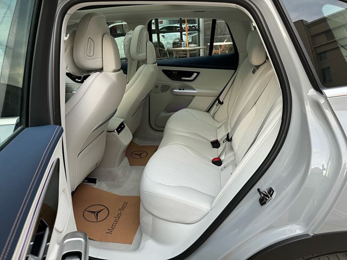 奔馳 奔馳EQE SUV  2023款 350 4MATIC 豪華版圖片