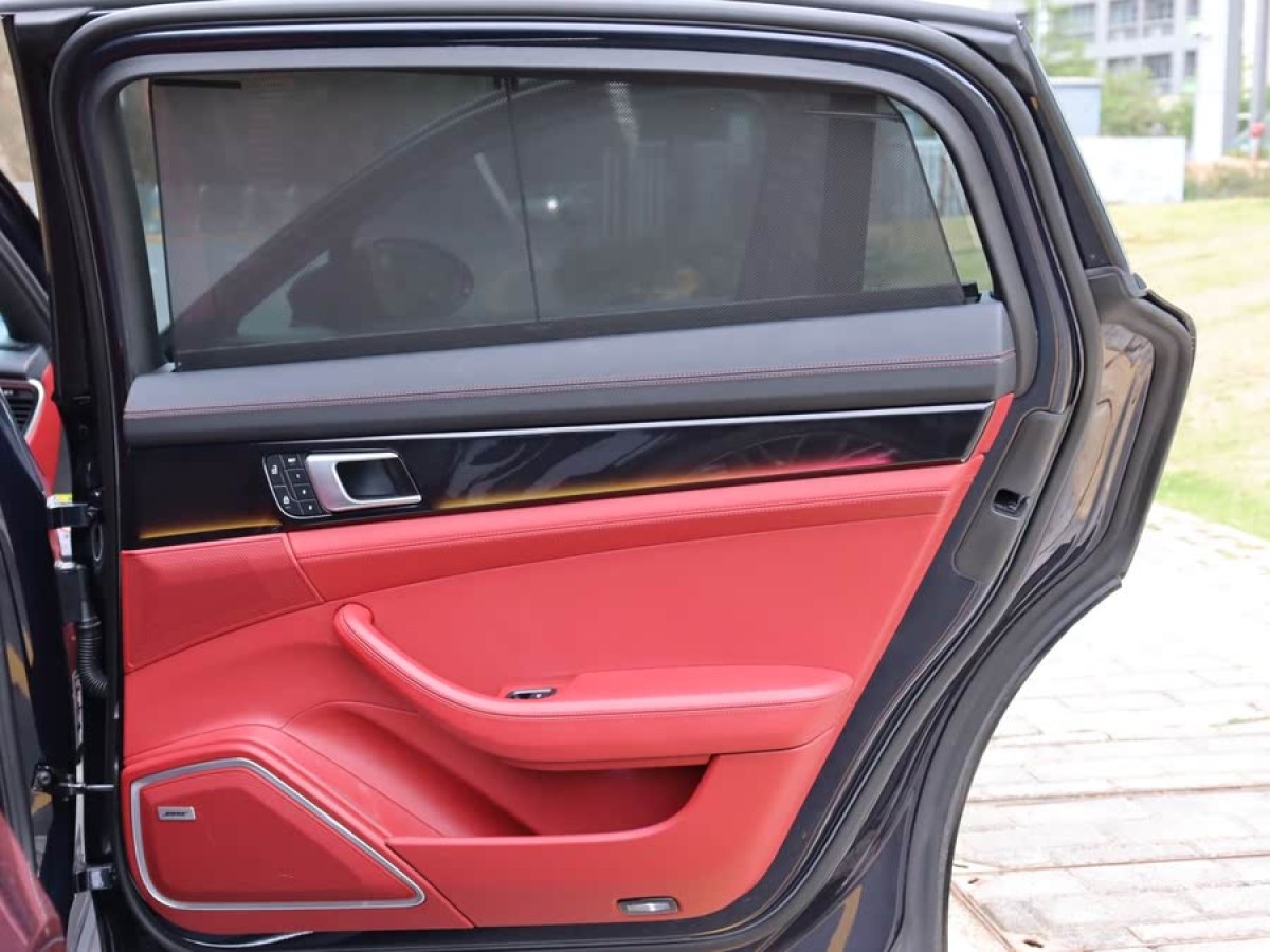 保時(shí)捷 Panamera  2022款 Panamera 行政加長(zhǎng)版 2.9T圖片