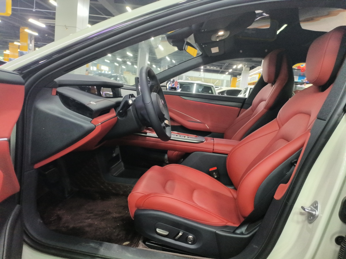 小米 小米SU7  2024款 830km 后驅超長續(xù)航高階智駕Pro版圖片